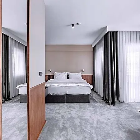 Otel Actor